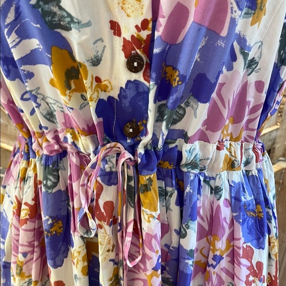 Floral Sleeveless Maxi Dress With Adjustable Tie Waist size M - Picture 5 of 9